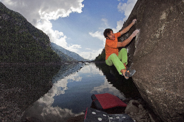 BOULDERING